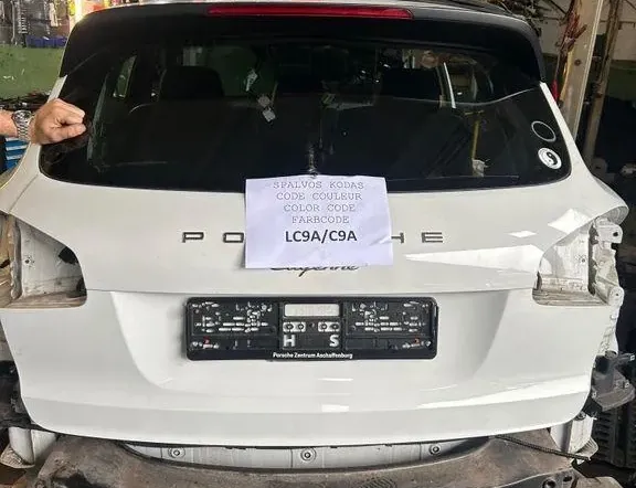 Заден капак на багажника