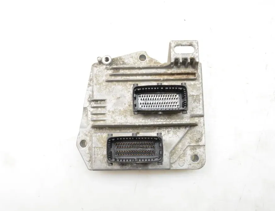 Блок за управление на двигателя ECU