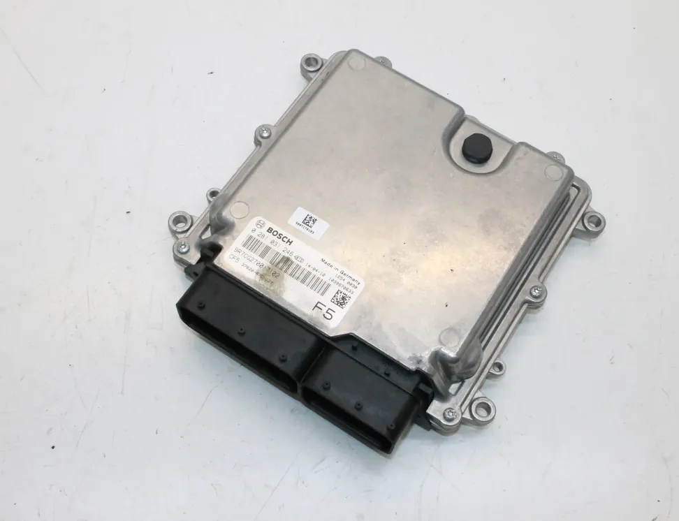 Блок за управление на двигателя ECU