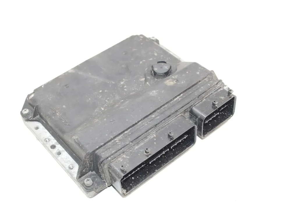 Блок за управление на двигателя ECU