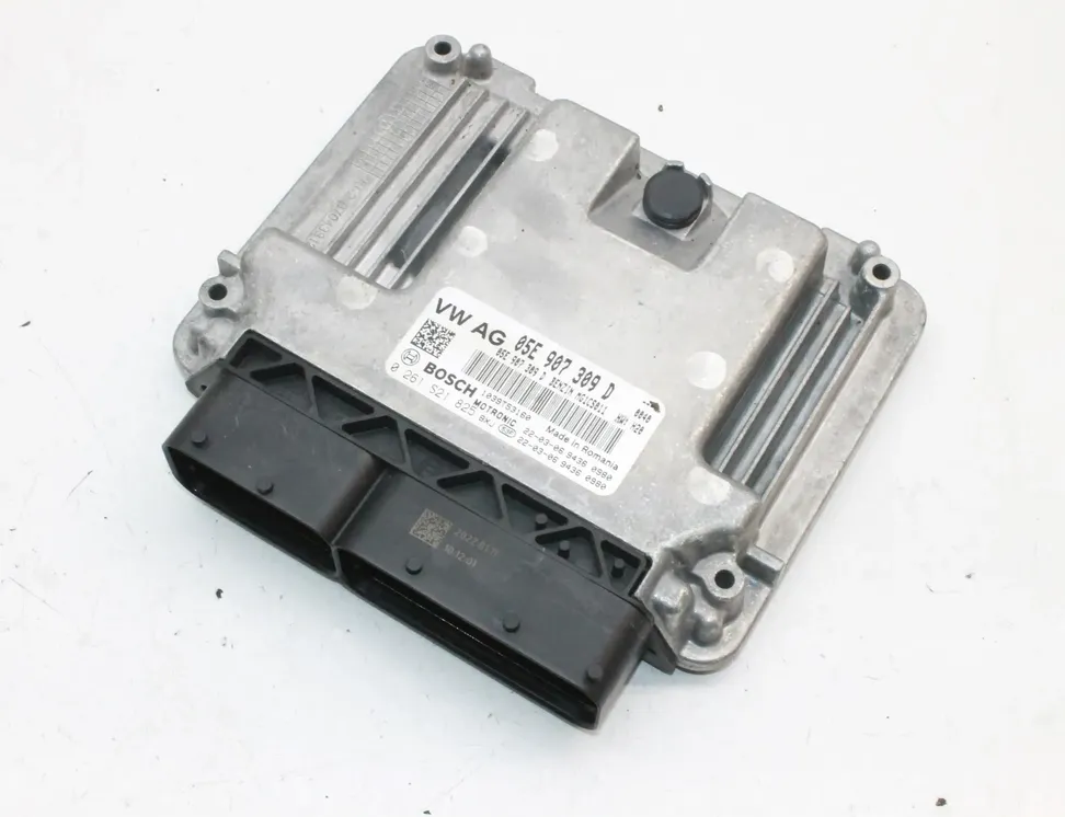 Блок за управление на двигателя ECU