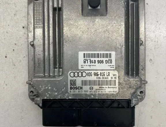 Блок за управление на двигателя ECU