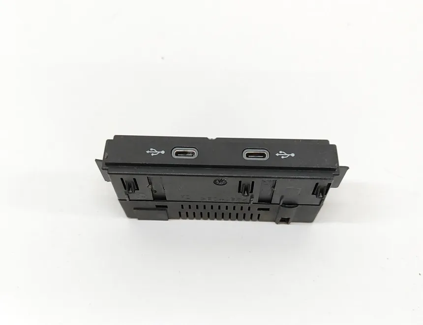 USB