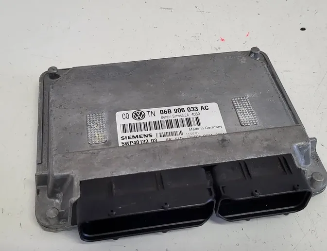Блок за управление на двигателя ECU