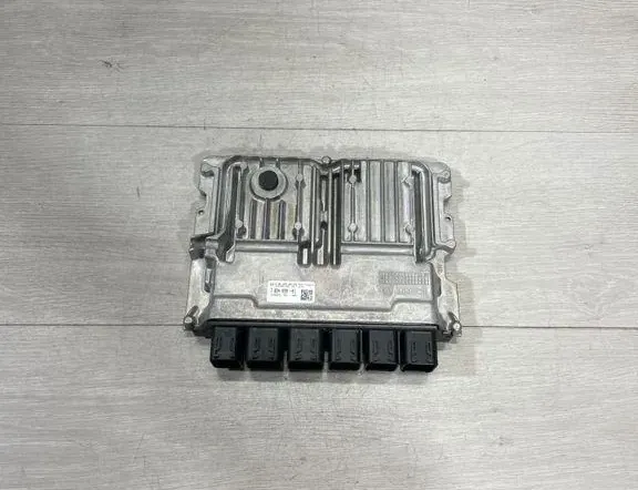 Блок за управление на двигателя ECU