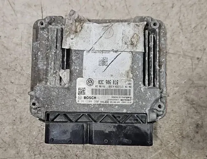 Блок за управление на двигателя ECU