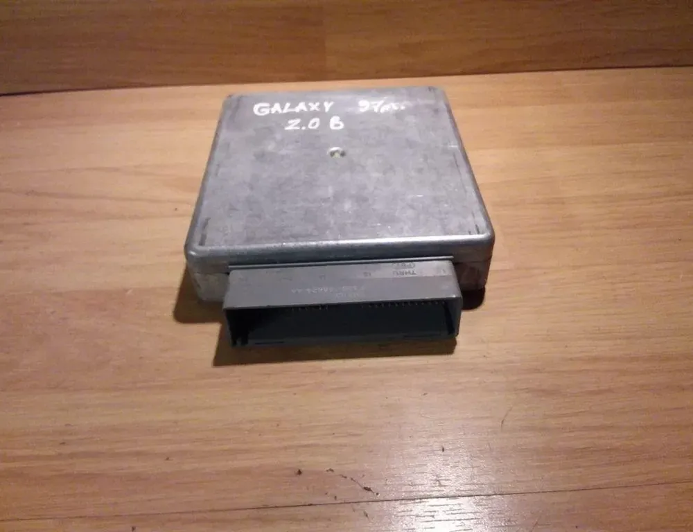 Блок за управление на двигателя ECU