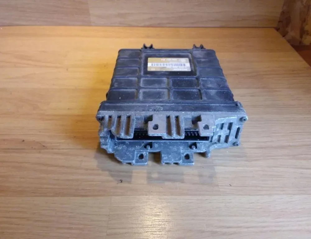 Блок за управление на двигателя ECU