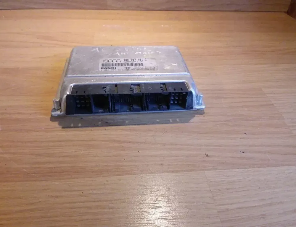 Блок за управление на двигателя ECU
