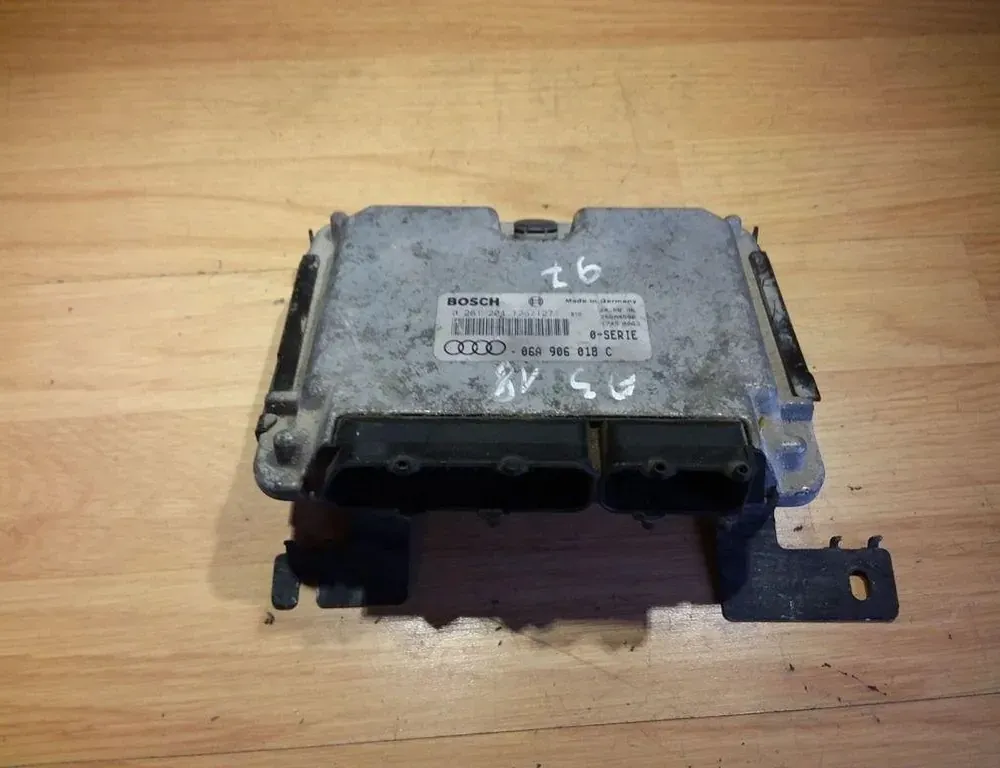 Блок за управление на двигателя ECU