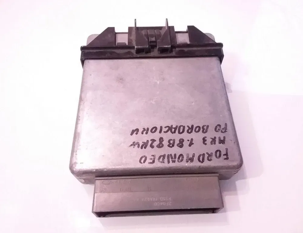 Блок за управление на двигателя ECU