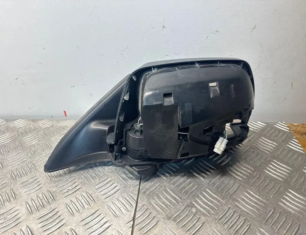 Ляво странично огледало