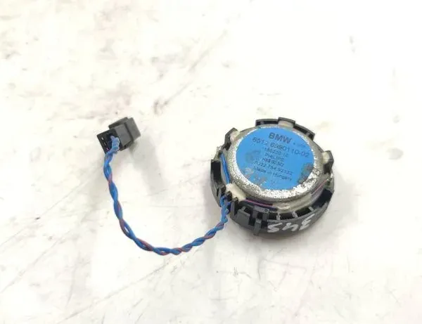 Звуков високоговорител на задната лява врата