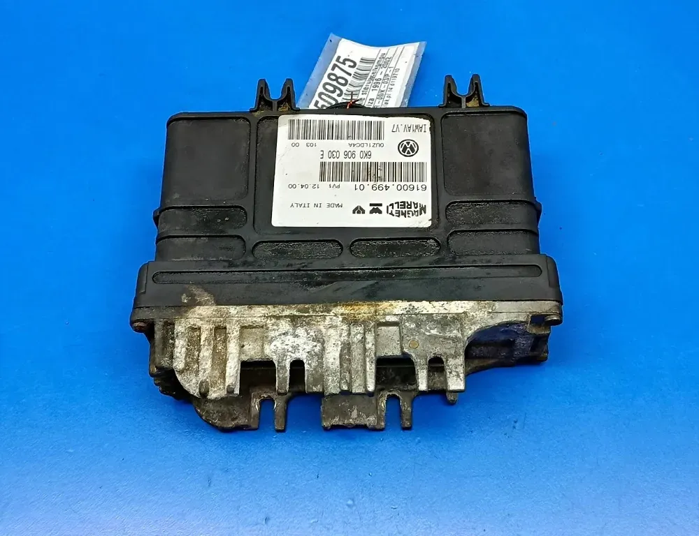 Блок за управление на двигателя ECU