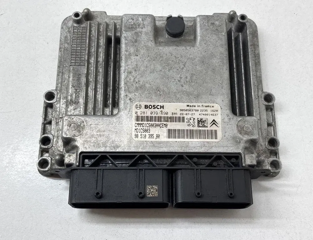 Блок за управление на двигателя ECU