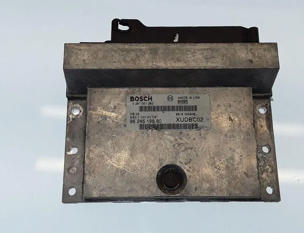 Блок за управление на двигателя ECU