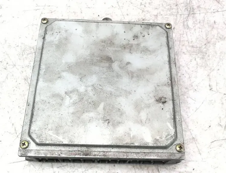 Блок за управление на двигателя ECU