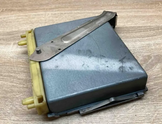 Блок за управление на двигателя ECU
