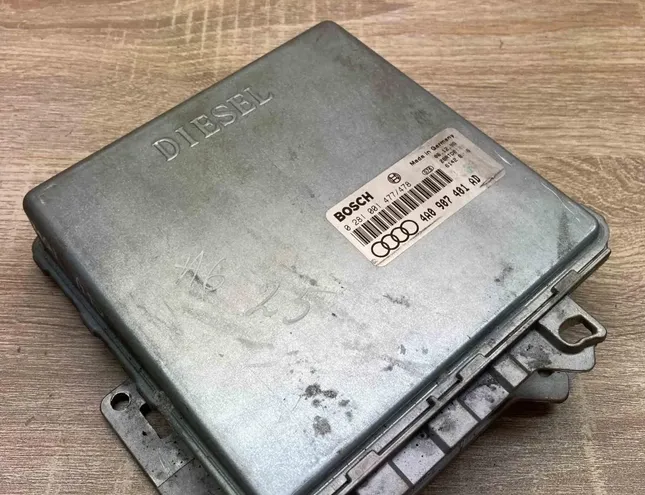 Блок за управление на двигателя ECU