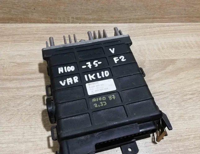 Блок за управление на двигателя ECU