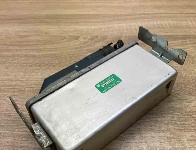 Блок за управление на ABS