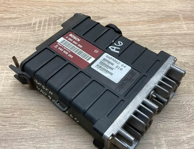 Блок за управление на двигателя ECU