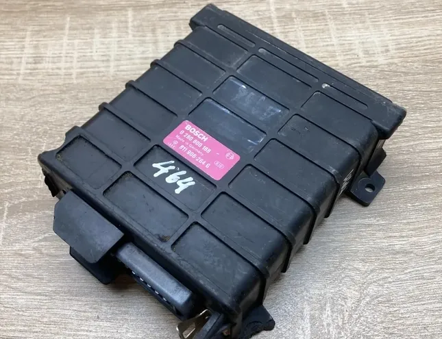 Блок за управление на двигателя ECU