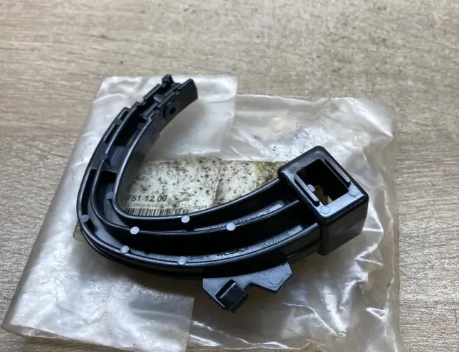 SMART Fortwo 3 generation (2014-2023) Корпус на капака на двигателя/ заключване на капака - SMART · Fortwo · 3 generation (2014-2023) · A4537511200