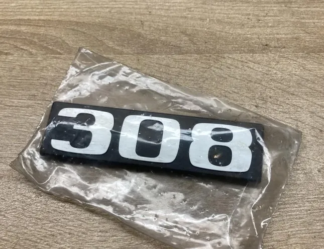FERRARI Емблема на производителя на дясно крило - FERRARI · MB308EMBLEM