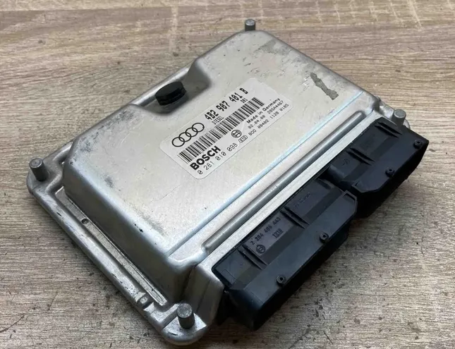 Блок за управление на двигателя ECU