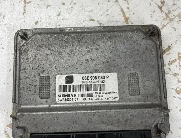 Блок за управление на двигателя ECU