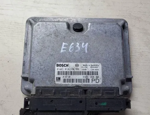 Блок за управление на двигателя ECU