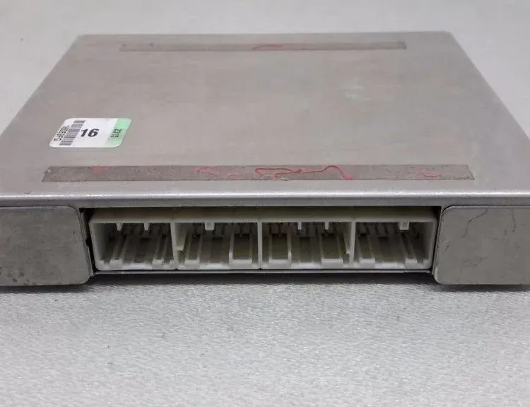 Блок за управление на двигателя ECU