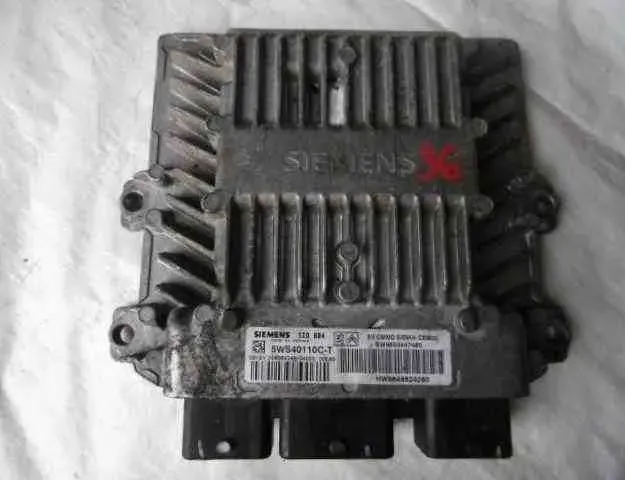 Блок за управление на двигателя ECU