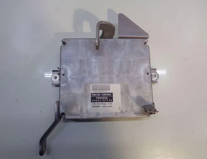 Блок за управление на двигателя ECU