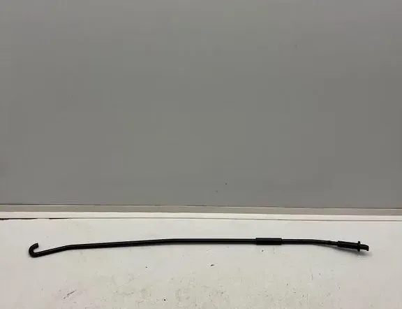 Крак на качулката
