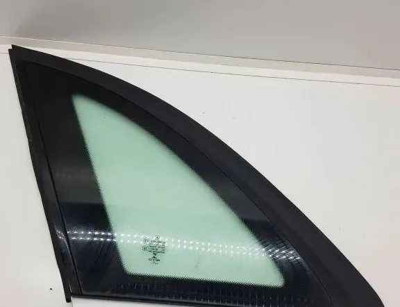 Ляво задно стъкло на тялото