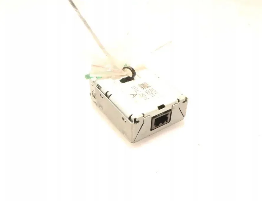 12 V контакт