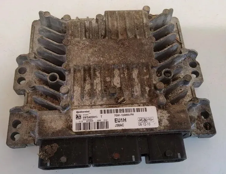 Блок за управление на двигателя ECU