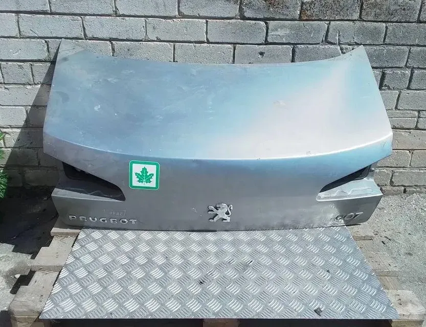 Заден капак на багажника
