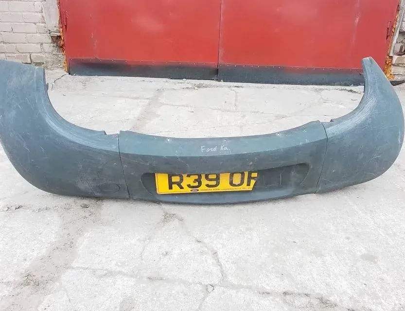 Задна броня
