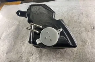 Резервоар за миене на прозорци