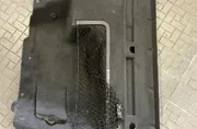 Облицовка на багажника отляво