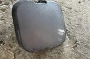 Капак на ухото за теглене на задната броня