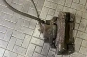 Преден десен спирачен апарат