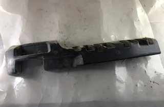 Скоба за задна лява броня