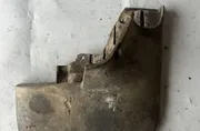 Преден ляв калник