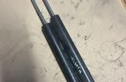 Газов амортисьор на задната врата отляво