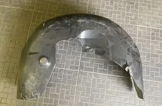 Задна лява обшивка на арката