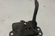 Заключване на предния капак